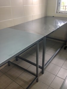 Metalni stolovi za pregled životinja